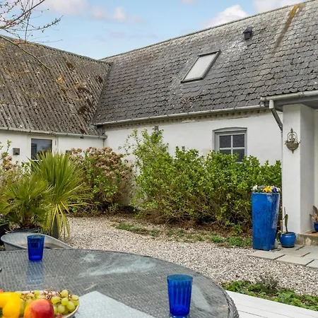 Awesome In With Wifi And 5 Bedrooms *